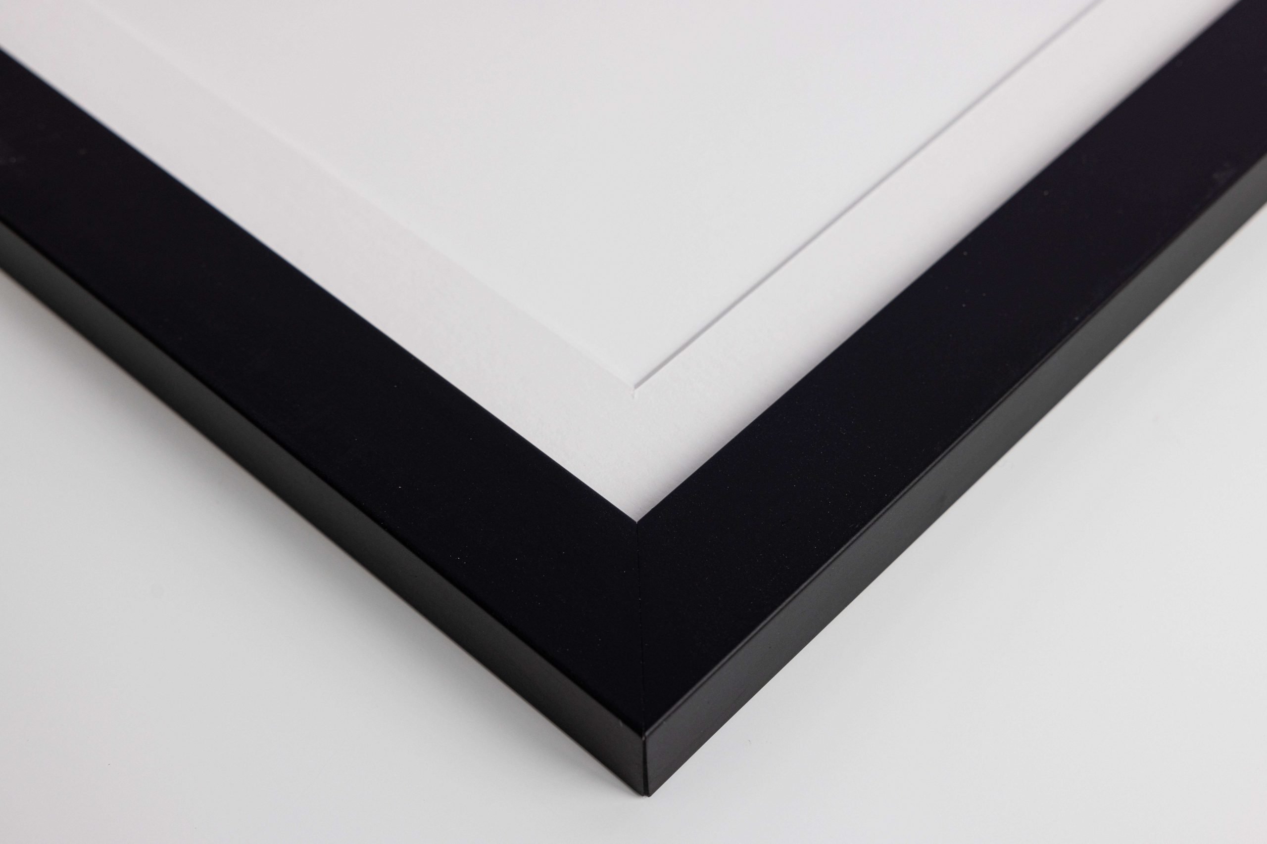 30mm Black Frame - white mat