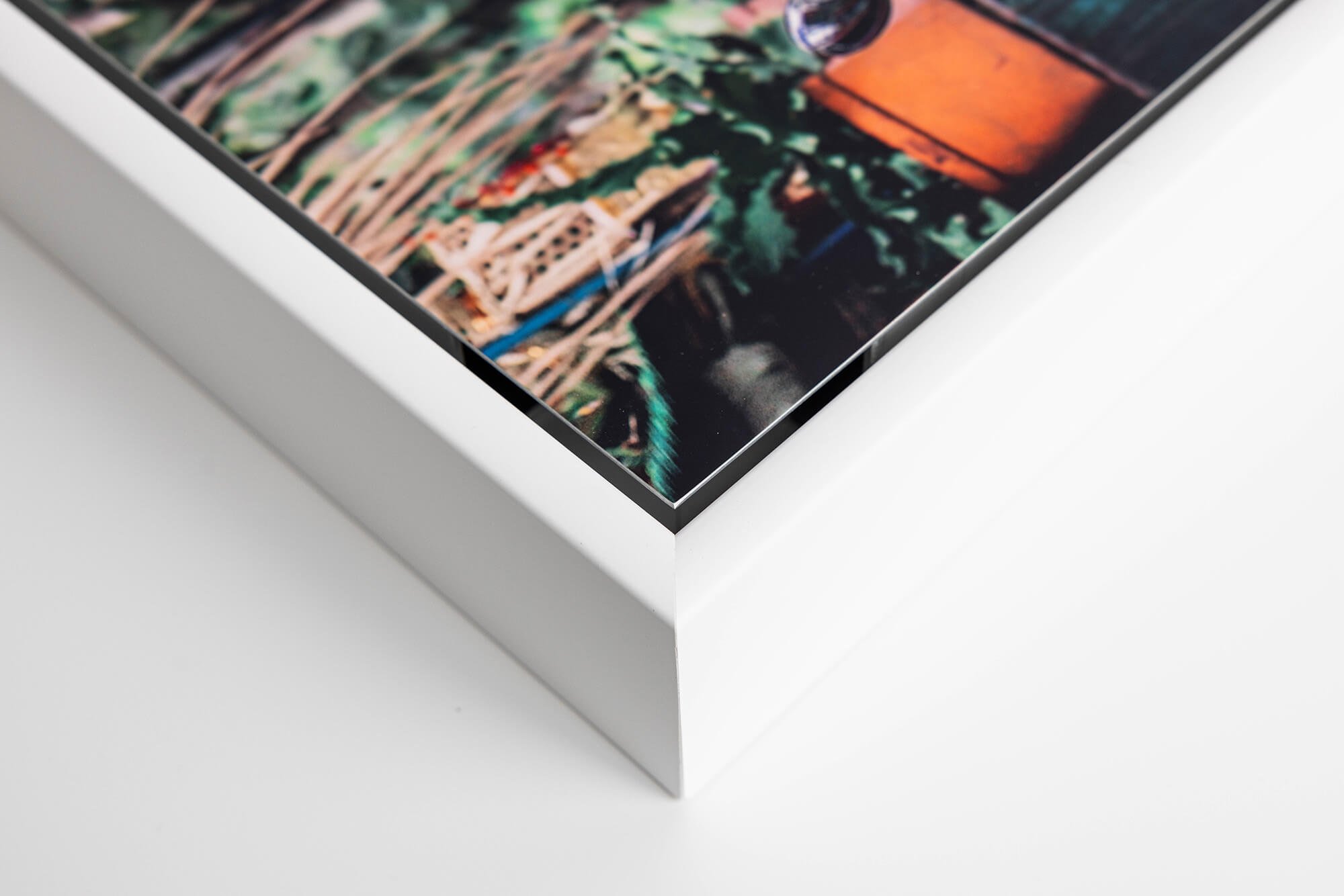 White Box framed metal